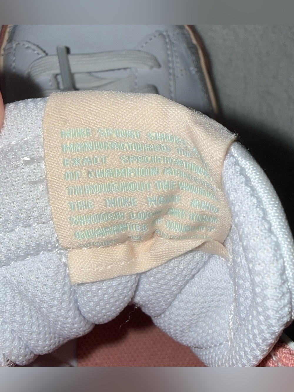 Nike Blazer Mid '77 "White Pink Spell" sneakers (Style Code: DZ2900-100), size 6 - Picture 7 of 10
